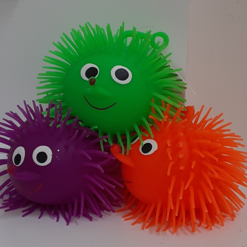 Rubber squeeze balls